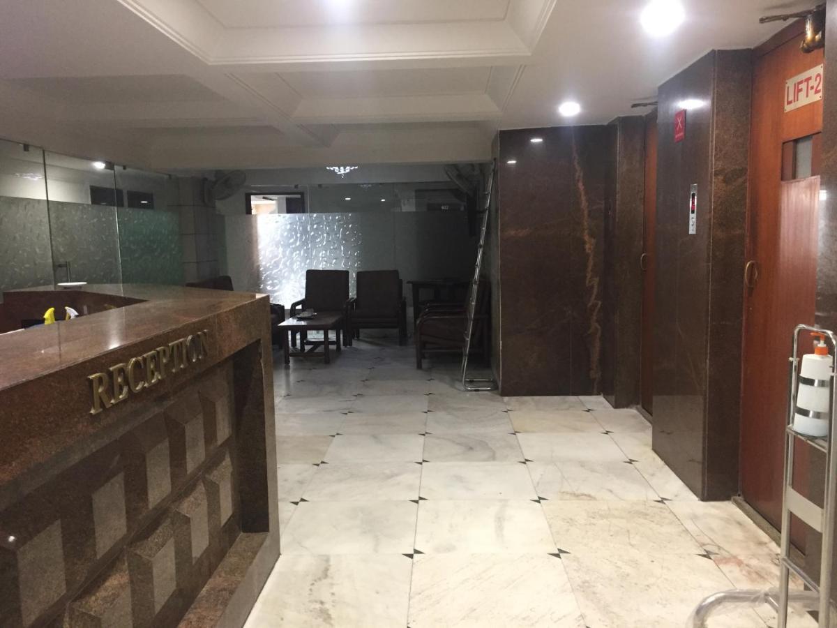 Hotel Apex Αχμπανταμπάντ Εξωτερικό φωτογραφία