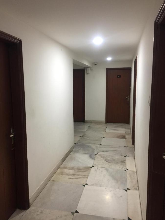 Hotel Apex Αχμπανταμπάντ Εξωτερικό φωτογραφία