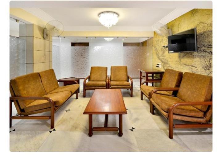 Hotel Apex Αχμπανταμπάντ Εξωτερικό φωτογραφία