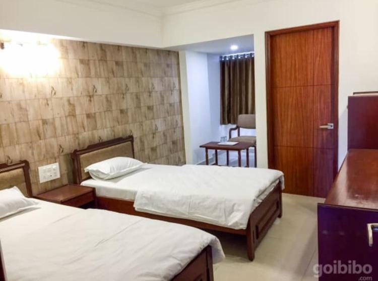 Hotel Apex Αχμπανταμπάντ Εξωτερικό φωτογραφία