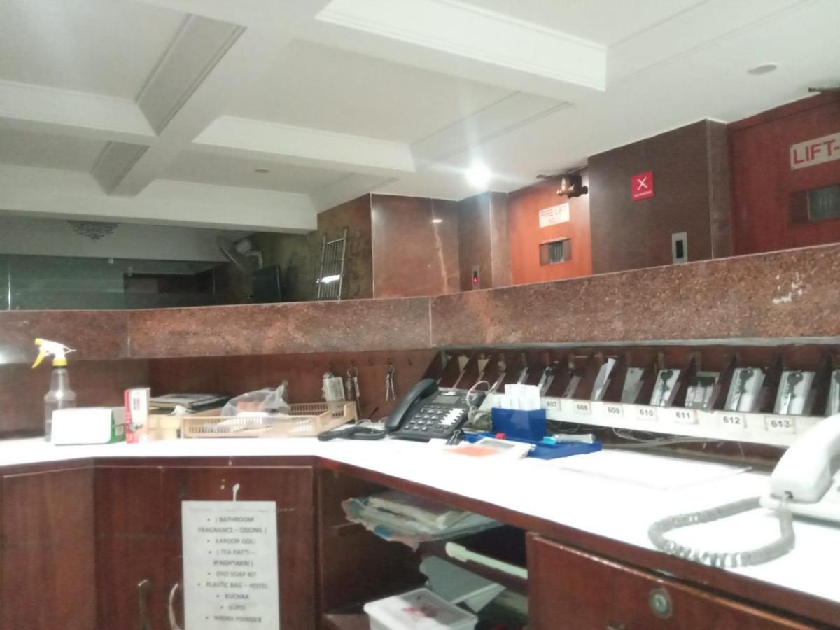 Hotel Apex Αχμπανταμπάντ Εξωτερικό φωτογραφία