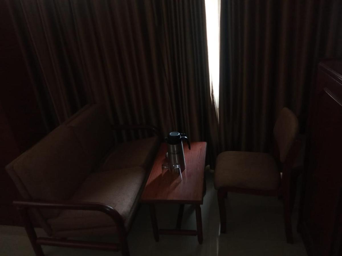 Hotel Apex Αχμπανταμπάντ Εξωτερικό φωτογραφία
