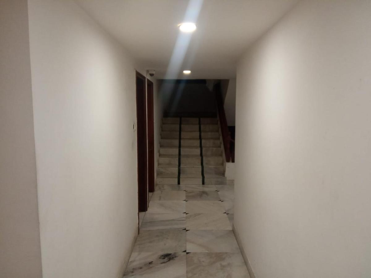Hotel Apex Αχμπανταμπάντ Εξωτερικό φωτογραφία